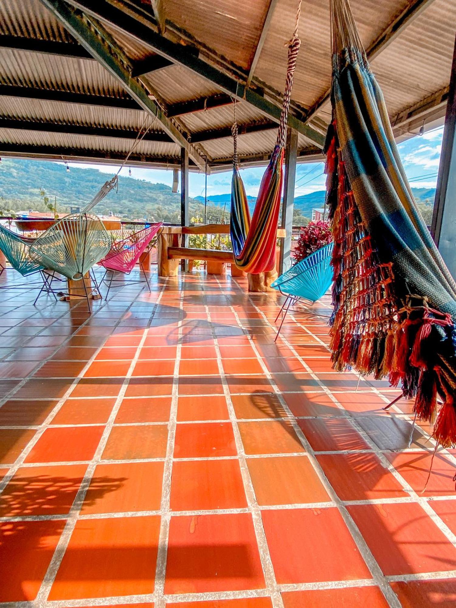 La Rosa Nautica Hostel Guaduas Exterior foto
